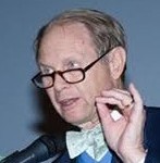 Chuck Royce’s Small-Cap Picks, Economists' "Inside Job", Cohen Joins Museum Board
