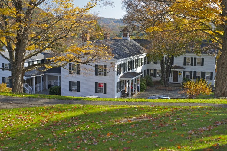 Best Places to Retire in Connecticut