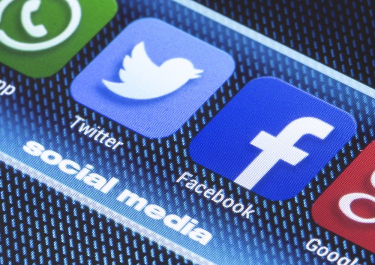 10 Countries where Both Twitter and Facebook are Shrinking