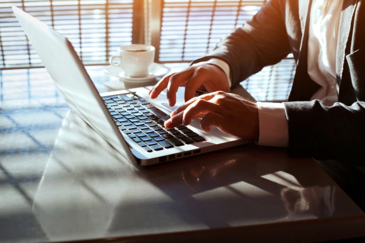 10 Best Android Apps to Install on Chromebook