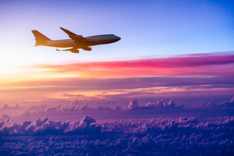 flight, sunset, plane, sky, travel, jet, jumbo, trip, fly, business, air, sunlight, cruise, clear, corporate, sunrise, red, atmosphere, yellow, horizon, airliner, turbine, commercial,
