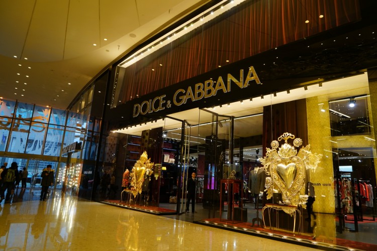 fashion, brand, style, luxury, clothing, gabbana, the, market, lujiazui, ifc, dolce, sofa, mall, floor, expensive, cotroceni, sell, buy, chinese, amazing, clothes, day, new, shanghai, concept, central, architectural, 11 Most Expensive Clothing Brands For Kids