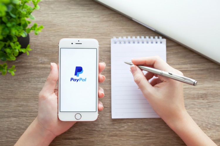paypal, buy, rose, business, app, editorial, technology, touch, computer, phablet, mobile, woman, electronic, smartphone, payment, purchase, background, device, online,